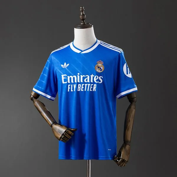 Camiseta de fútbol Real Madrid 2025/26 TERCERA MANGA CORTA VERSION FAN